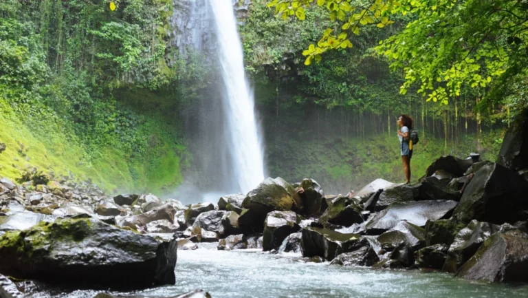 pura-vida-the-philosophy-and-paradox-of-costa-ricas-global-happiness