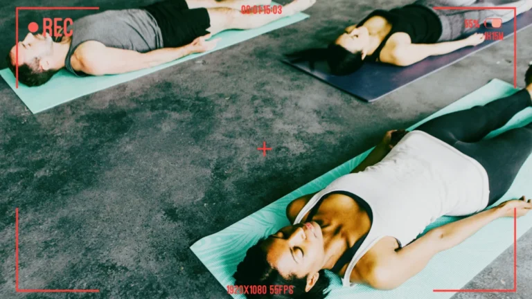 the-lens-on-the-mat-the-growing-tension-between-social-media-and-the-sacred-yoga-space