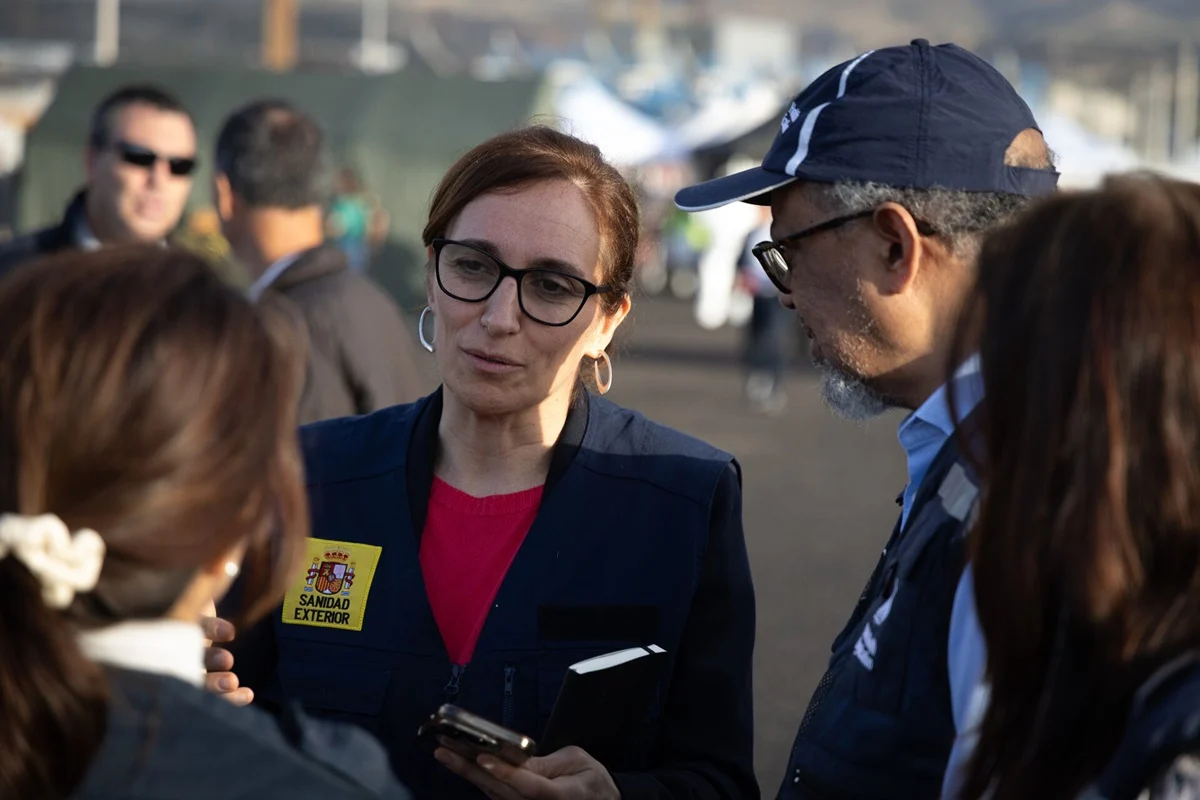 the-tenerife-model-how-science-and-solidarity-defused-a-maritime-health-crisis