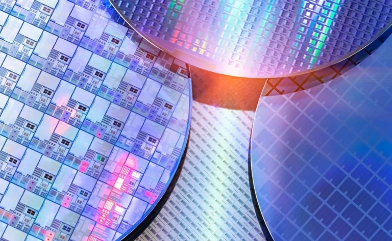 decoding-the-semiconductor-talent-war-why-hiring-data-is-the-ultimate-leading-indicator-for-2026