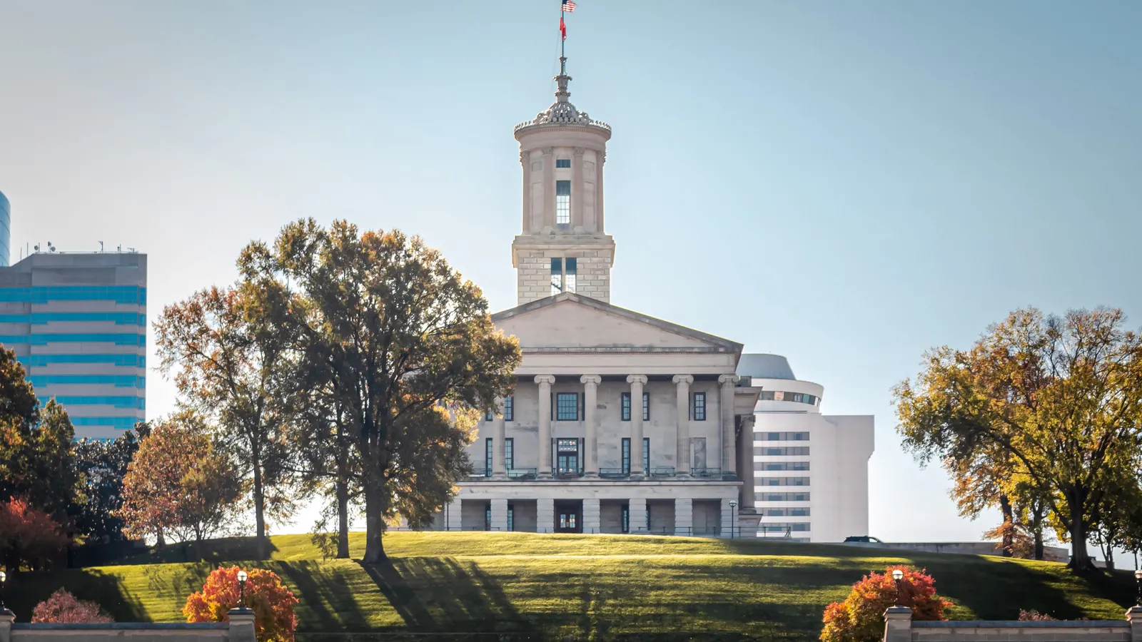the-battle-over-the-prescription-counter-tennessees-fair-rx-act-faces-legal-firestorm