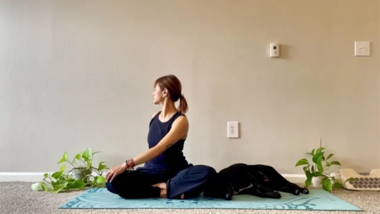 the-digital-fog-reclaiming-focus-through-mindful-movement