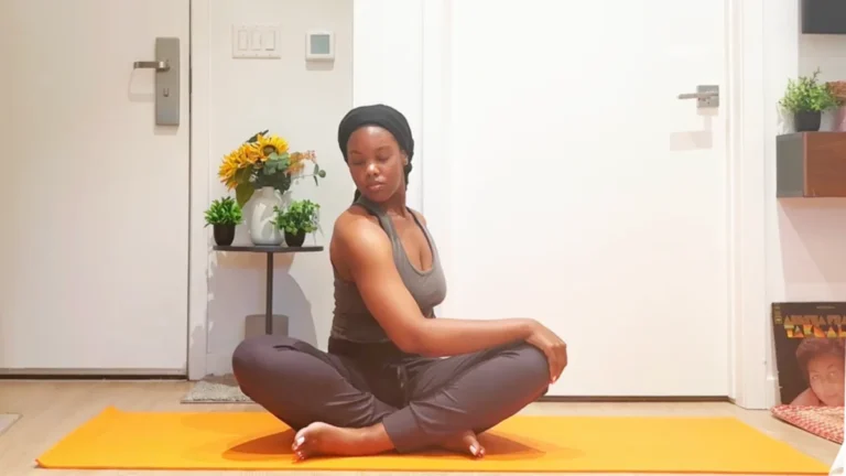 waking-up-with-a-stiff-neck-a-5-minute-yoga-routine-to-restore-mobility