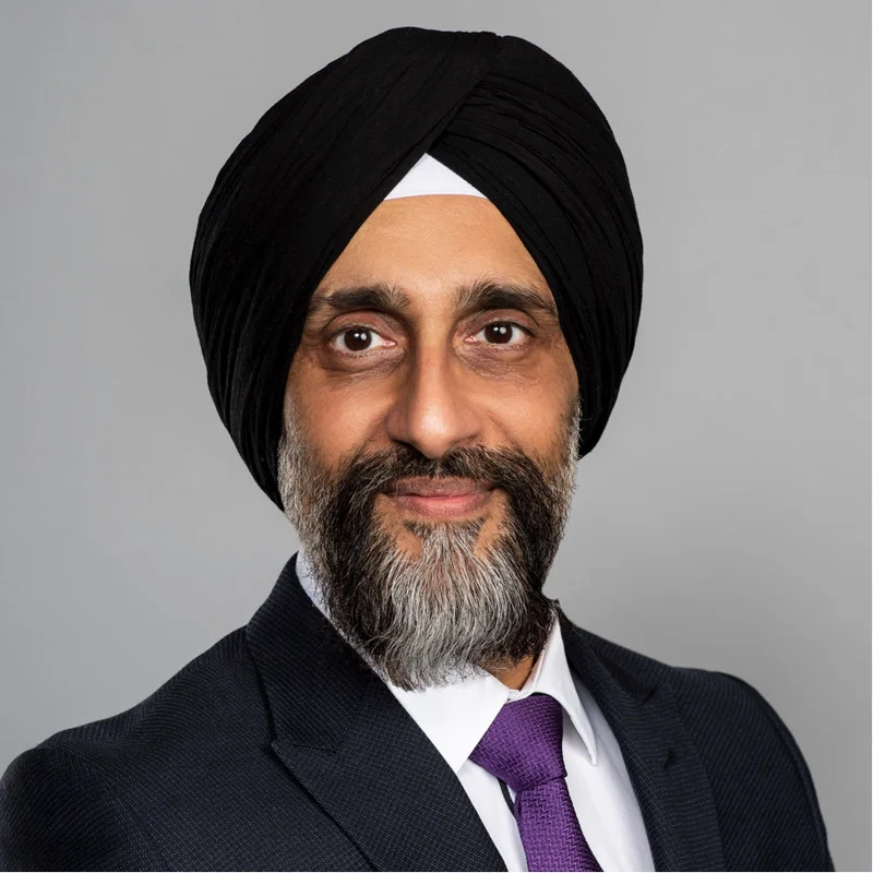 beyond-automation-how-ai-assisted-decision-intelligence-is-redefining-pharmacovigilance