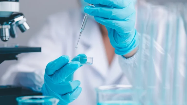 diakonos-oncology-initiates-landmark-phase-i-ii-trial-for-refractory-melanoma-with-promising-early-safety-profile