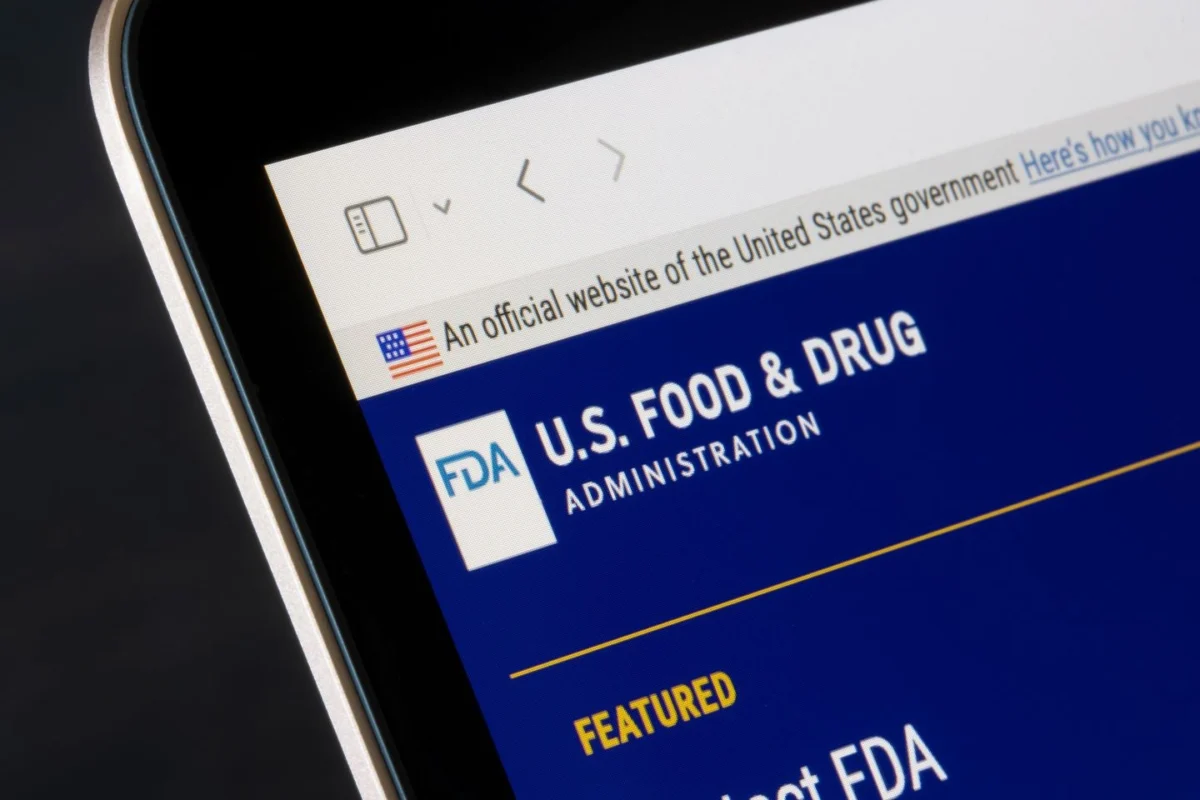 precision-diagnostics-in-alzheimers-lantheus-secures-fda-approval-for-tauklarify