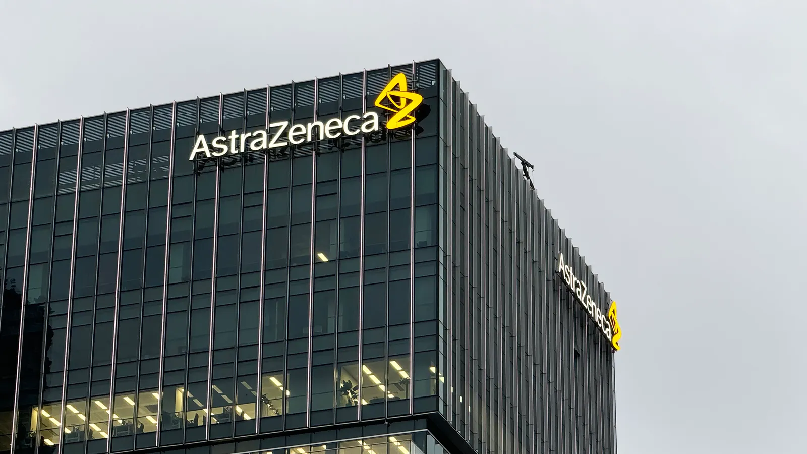 the-400-billion-question-wall-street-rejects-potential-astrazeneca-bristol-myers-squibb-megamerger