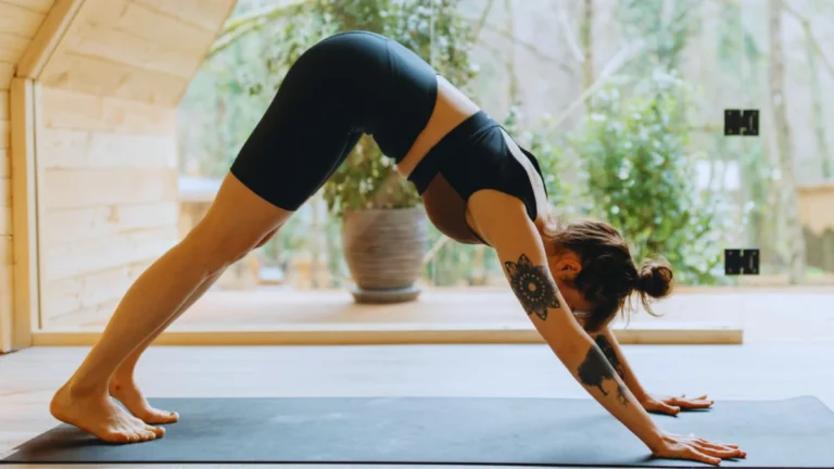 the-summer-shift-why-womens-yoga-shorts-are-defining-the-modern-practice