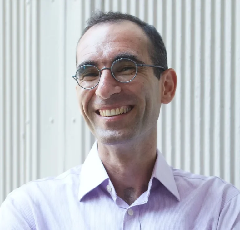 architect-of-resilience-dr-yonatan-grad-and-the-future-of-infectious-disease-modeling
