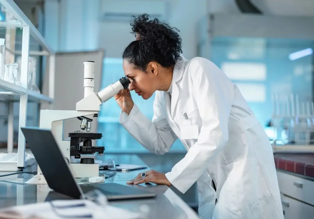 global-oncology-leadership-bcrf-unveils-record-75-million-strategic-investment-to-accelerate-breast-cancer-breakthroughs