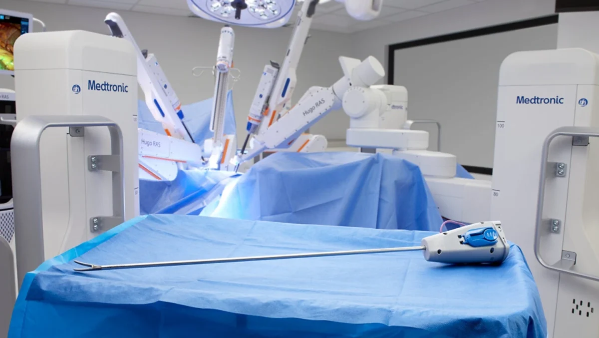medtronic-advances-robotic-surgery-capabilities-fda-clears-ligasure-ras-maryland-device-for-hugo-system