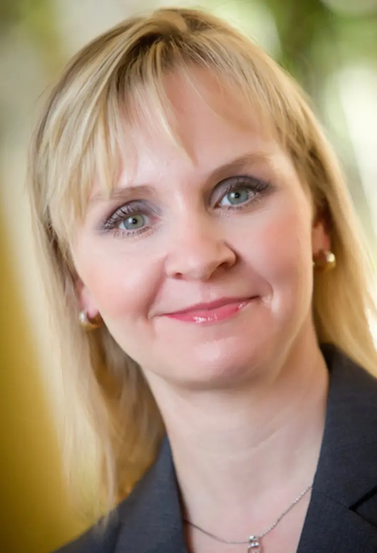 a-new-era-of-leadership-dr-lynn-a-damitz-takes-the-helm-at-the-american-society-of-plastic-surgeons