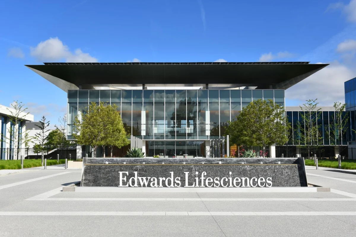 a-new-horizon-for-pediatric-cardiology-fda-approves-edwards-lifesciences-expandable-autus-heart-valve