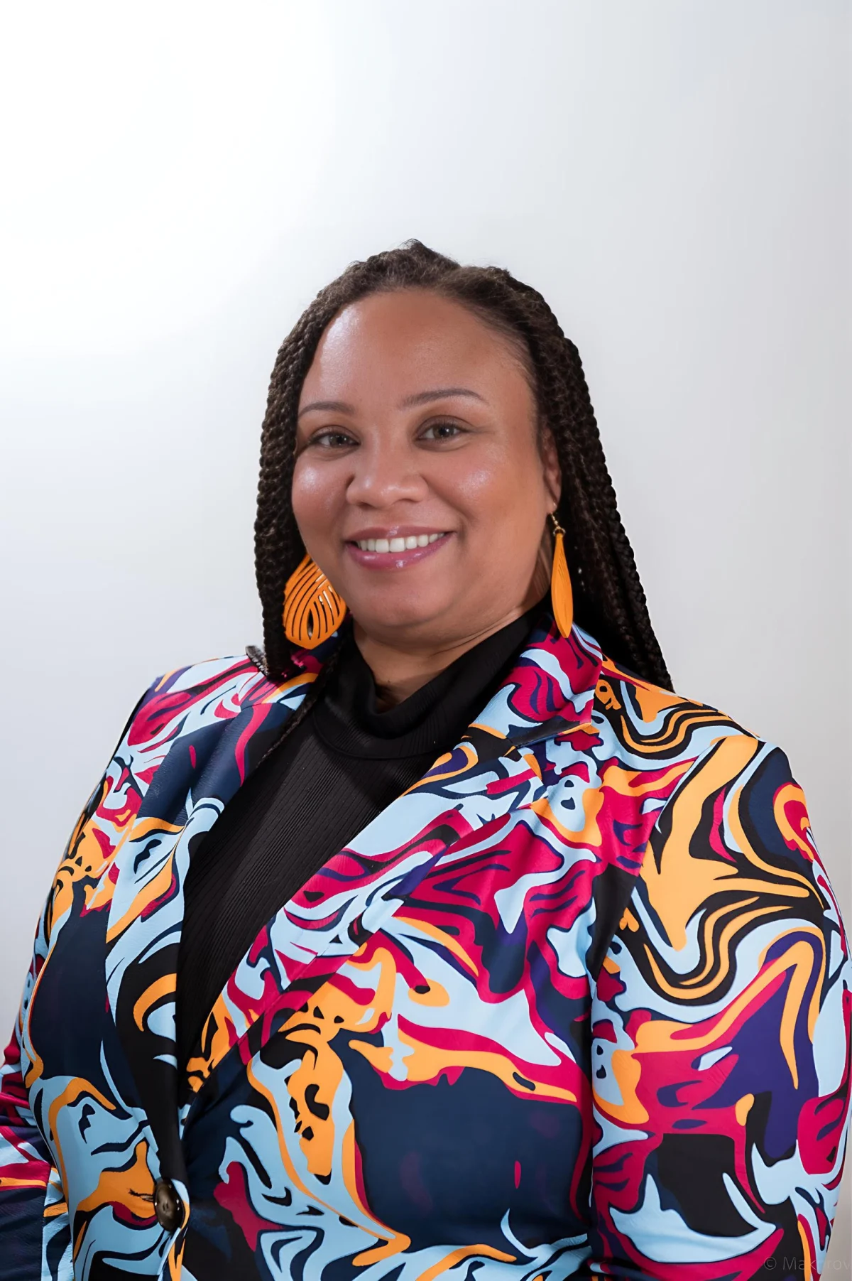 bridging-the-gap-how-taylarr-lopez-is-redefining-public-health-through-advocacy-and-communication