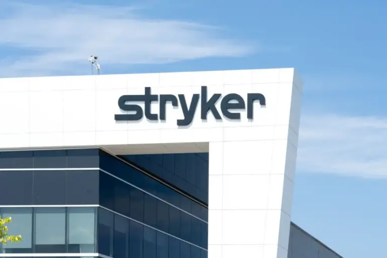 strykers-400m-strategic-pivot-betting-on-the-future-of-soft-tissue-robotics