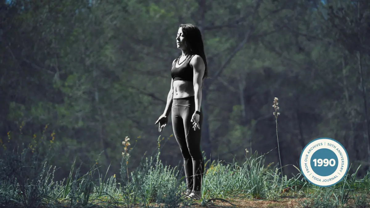 the-architecture-of-stillness-reimagining-tadasana-as-an-evolutionary-bridge